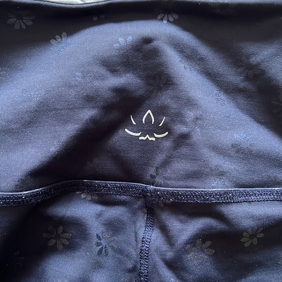 Beyond yoga midi leggings - Picture 2 of 5